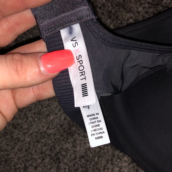 Victoria’s Secret Sport VSX Grey Mesh Sports Bra - Picture 6 of 6